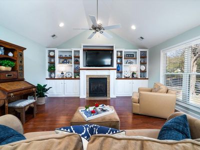 1527 Barquentine Dr