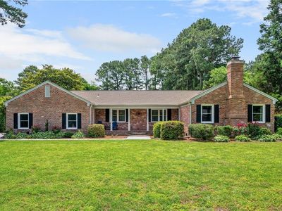 4252 Country Club Cir