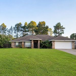Property at 6573 Flintwood St, Navarre, FL