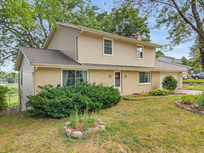 Property at 2721 Minot LANE, Waukesha, WI