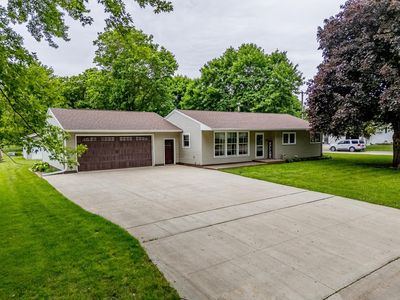 247 Goodell Ave