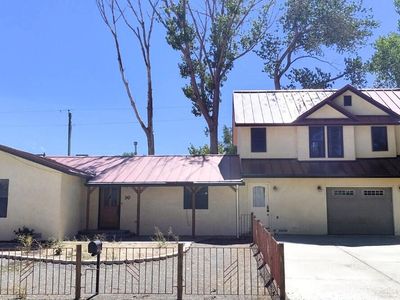 30 Penrose Dr