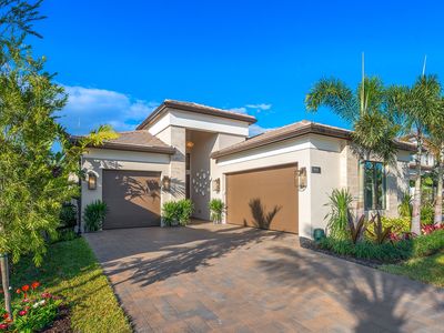 9189 Red Robin Ln