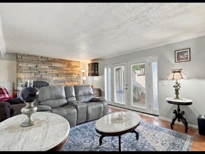 881 E Maple View Dr APT 13