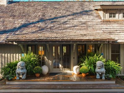 1527 Wandering Ridge Road