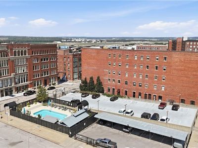 609 Central St APT 1306