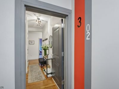 52 Lincoln Ave
