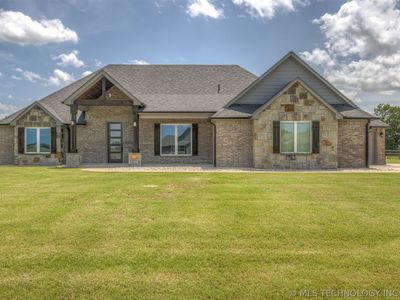 2920 Crosscreek Dr