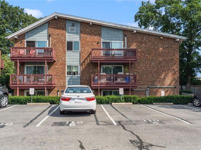 110 Pilgrim Pkwy APT 6