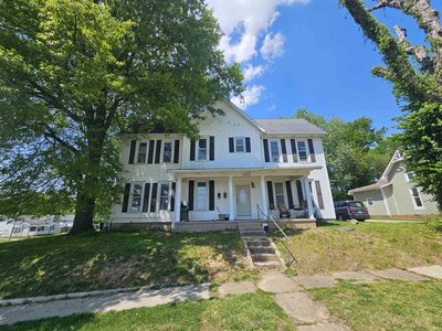 900 E Cherry St