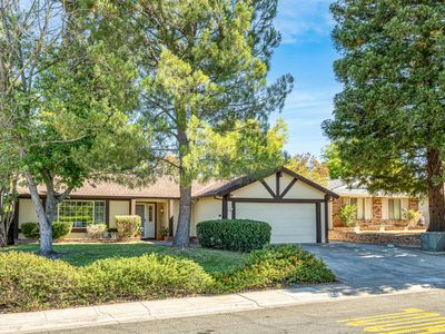 4765 Papaya Dr