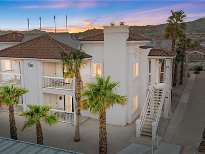 1972 Las Palmas Ln APT 250