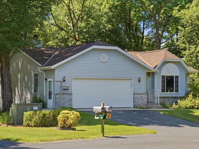 117 Manor COURT