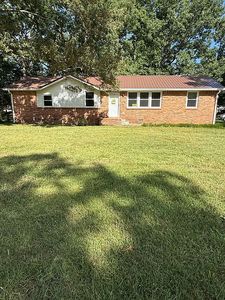 1209 Woodcrest Dr