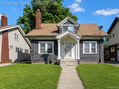 154 Moss St
