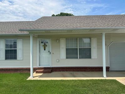 805 Leewood Dr