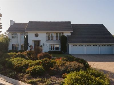 9781 Crestview Cir