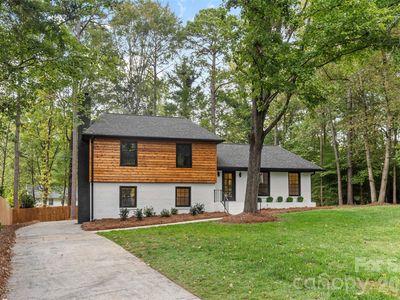 509 Selkirk Pl