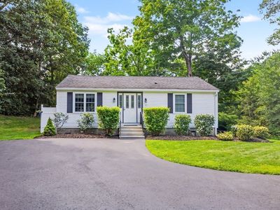33 Longley Rd