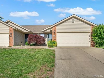Property at 10918 Kentfield Dr, Lebanon, IL