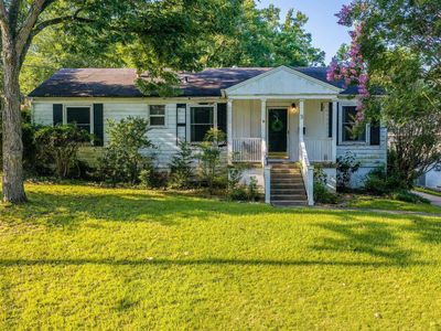 3 Spotwood Rd