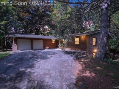 1352 Catherines Way