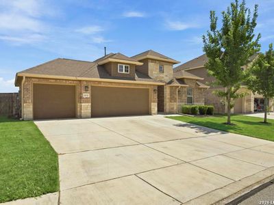 2112 Bailey Forest