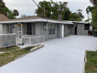 239 Desoto St