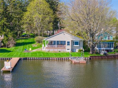 8233 S Shore Rd