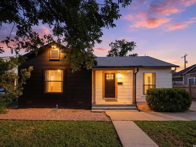 2410 W Mistletoe