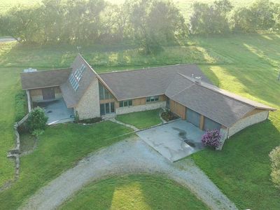1106 Old Highway 50