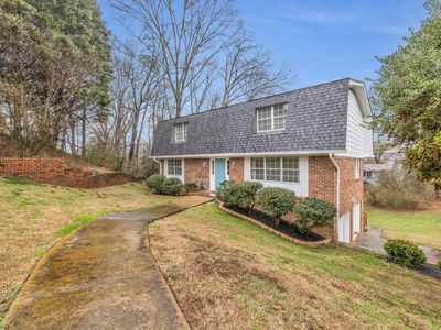 1806 Glen Oaks Ter