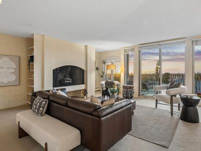 5405 Carlton St APT 202
