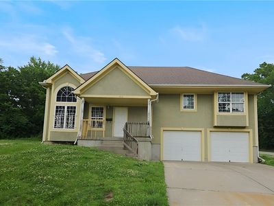 2035 Montgall Ave