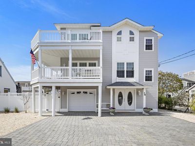 14 W Jacqueline Ave