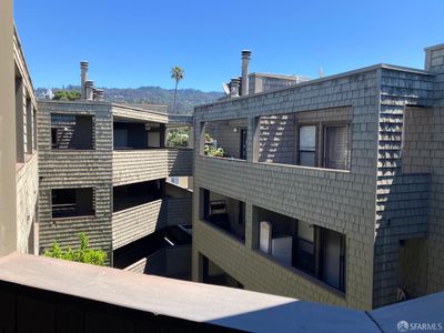 2917 Macarthur Blvd APT 4H