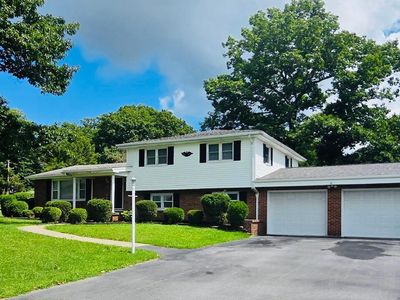95 Country Club Rd
