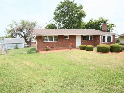 9620 Marlina Ct