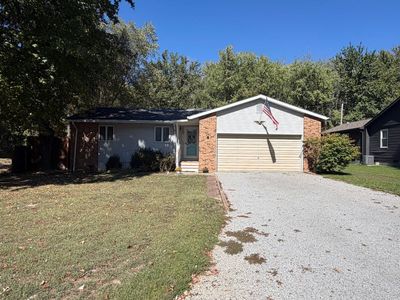 303 Dorris Dr