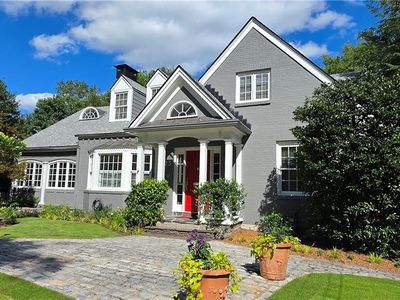 223 Brighton Rd NE