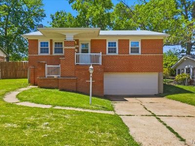 9745 Radio Dr