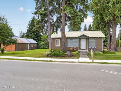 103 N Stephen St