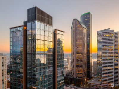 800 Columbia Street UNIT 710