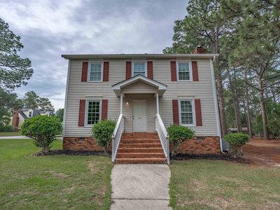 200 Pond Ridge Rd E