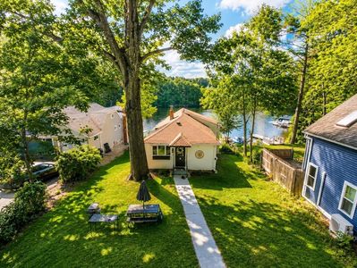 12 Oak Ln