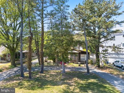 5 Henlopen Ave