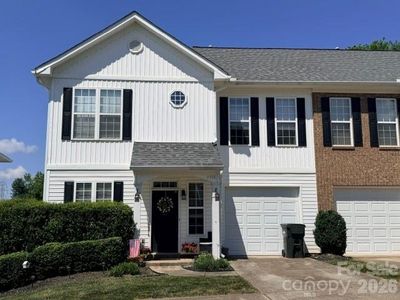 2398 Woodridge Dr