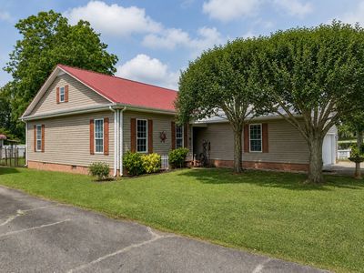 26909 Merlein Cir