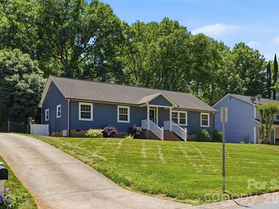 1061 Eaglewood Ave