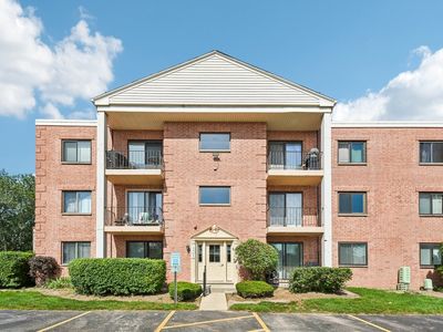 5403 Chateau Dr #4